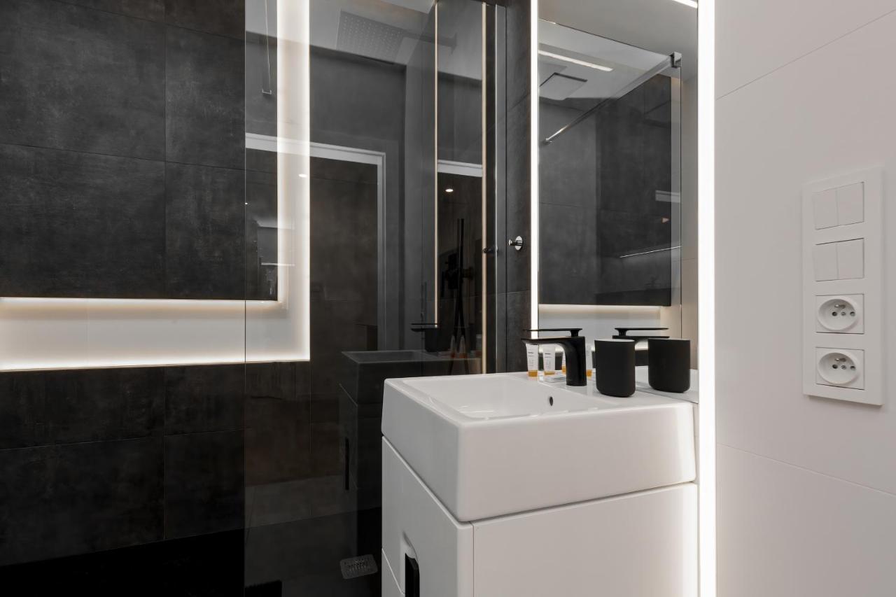Apartment City Center Grzybowska By Renters Prestige 바르샤바 외부 사진